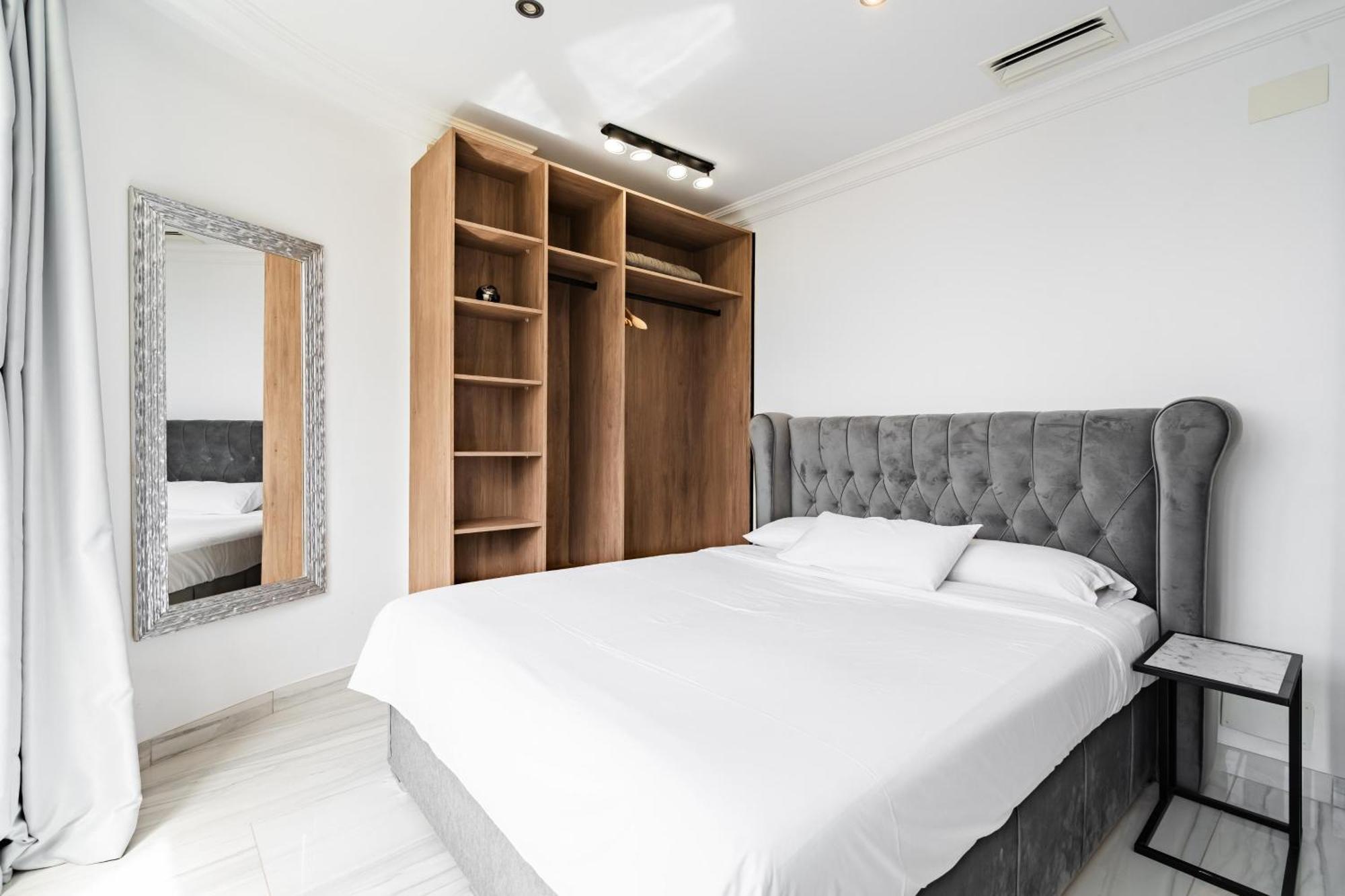 Puerto Banus Beach Apartments Марбелья Экстерьер фото