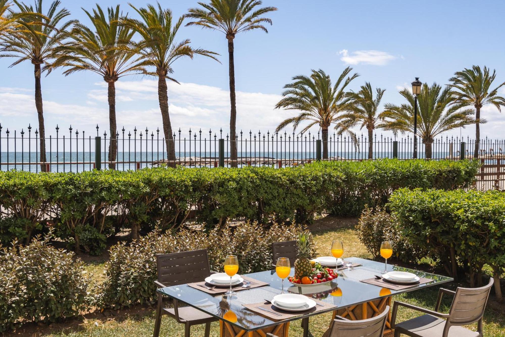 Puerto Banus Beach Apartments Марбелья Экстерьер фото